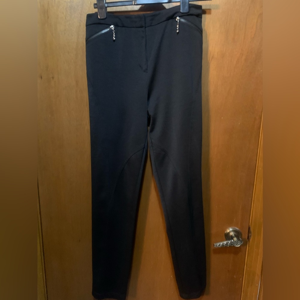 Again, beautiful Joseph Ribkoff pants with sass and sparkle. NWOT/Smoke/pet free